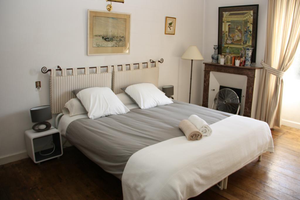 Domaine Labattut Bed and Breakfast Saint-Astier  Værelse billede